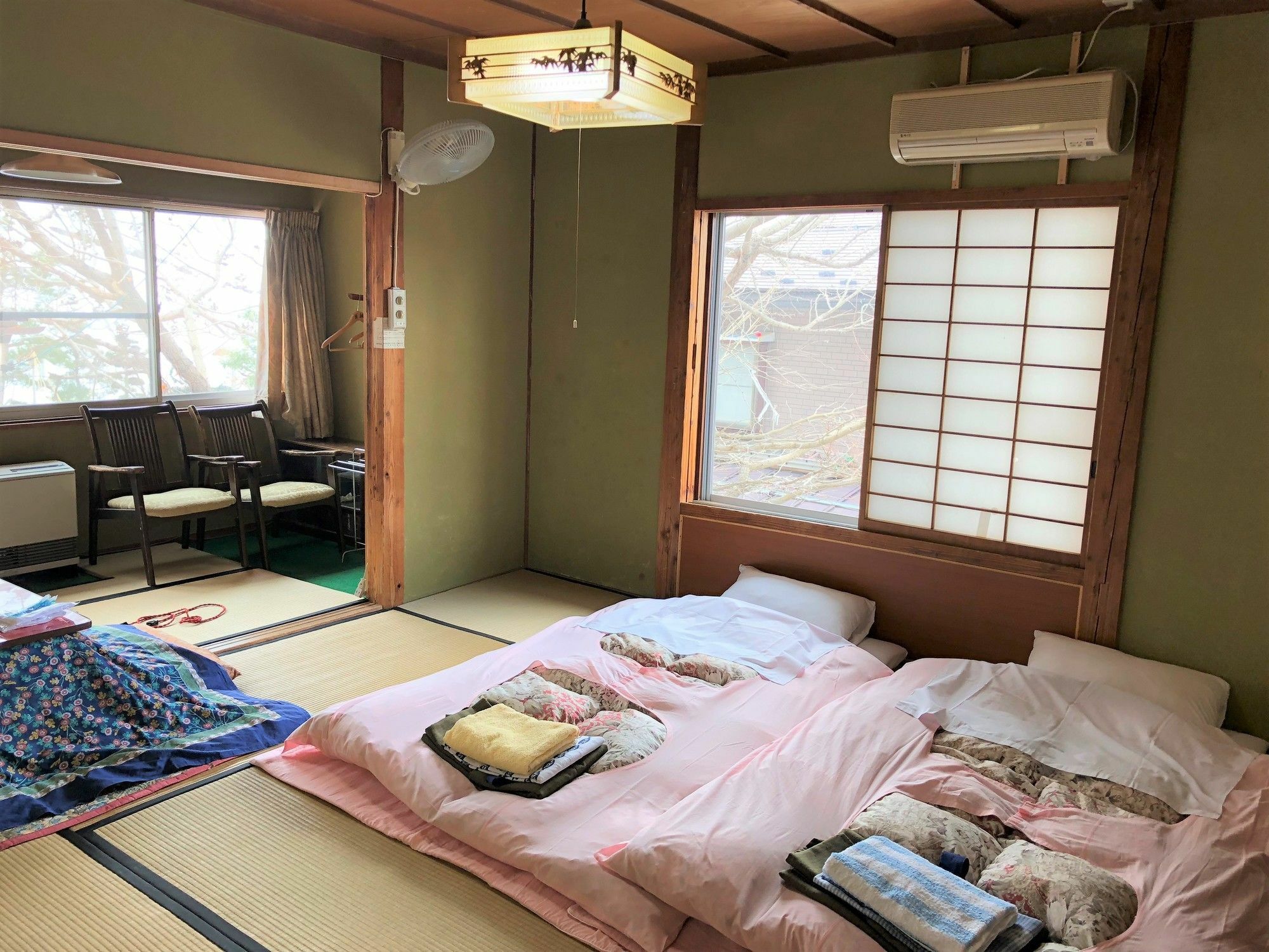 Uotoshi Ryokan Yamanouchi  Exterior photo